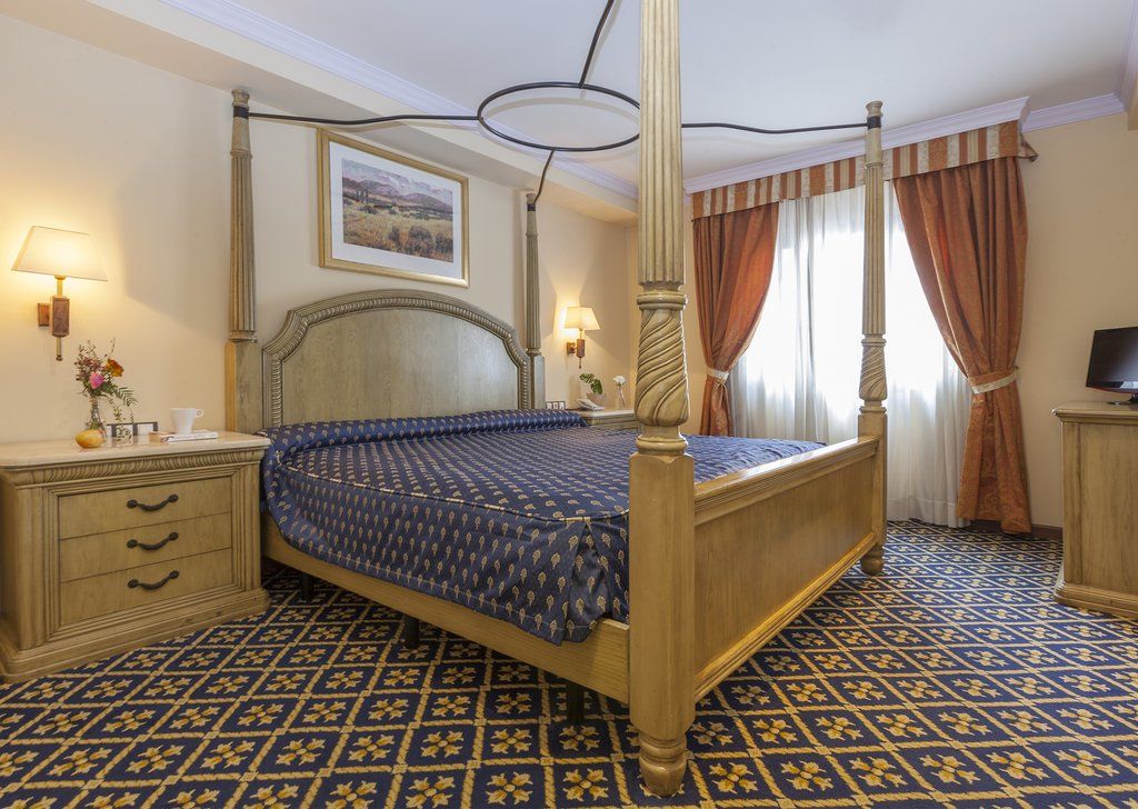Agora Juan De Austria 4* Madrid