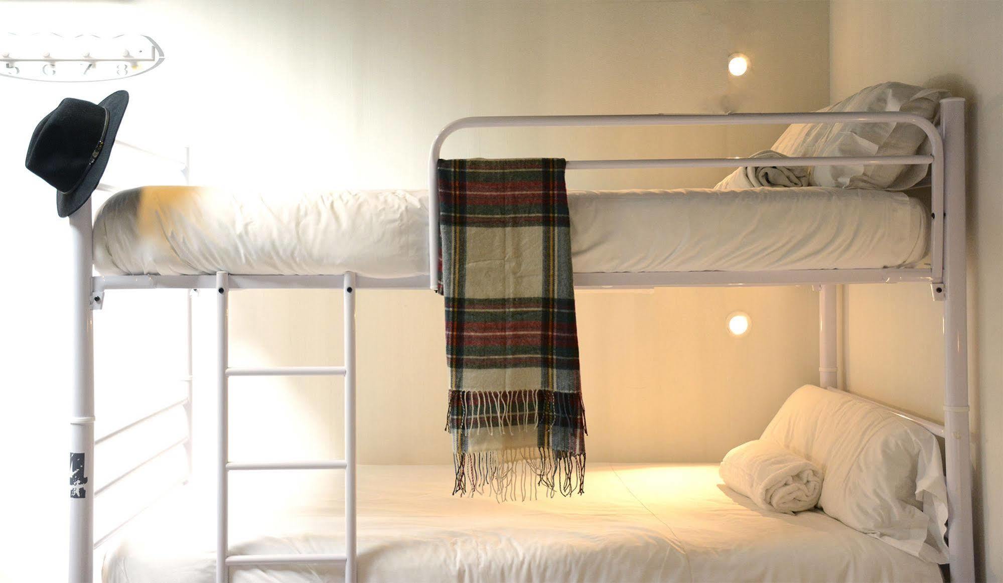 Hostal Room00 Chueca