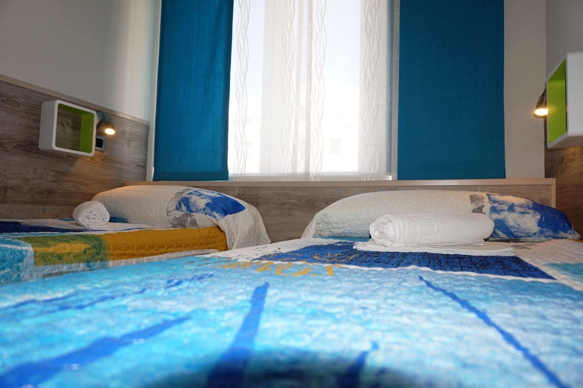Muchomadrid Hostal