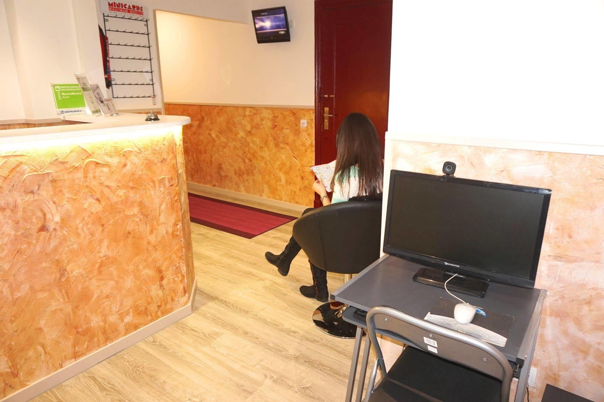 Muchomadrid Hostal Madrid