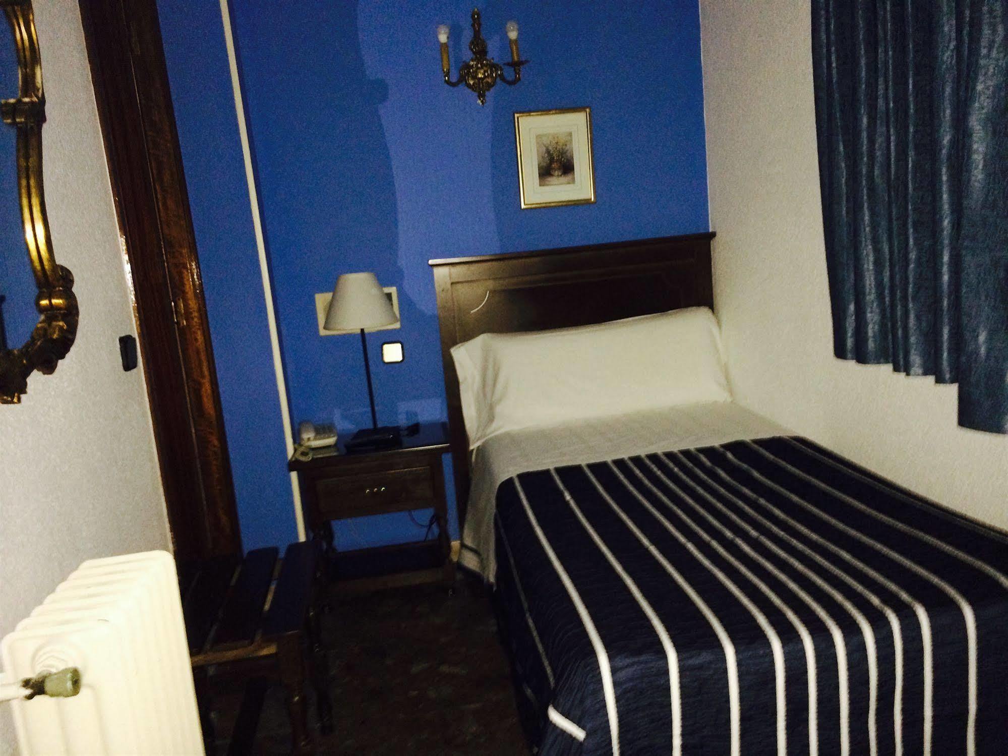 Sonsoles Madrid-centro Guest house