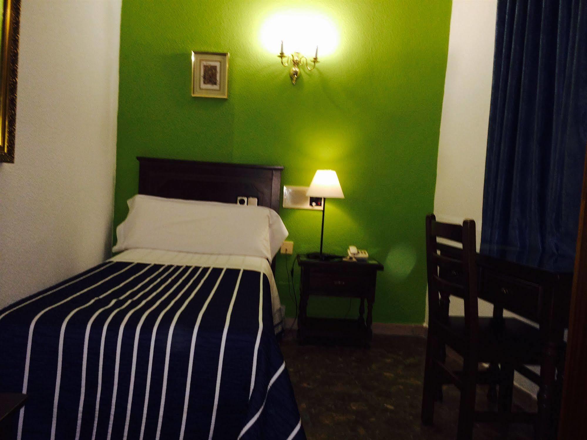 Guest house Sonsoles Madrid-centro Madrid