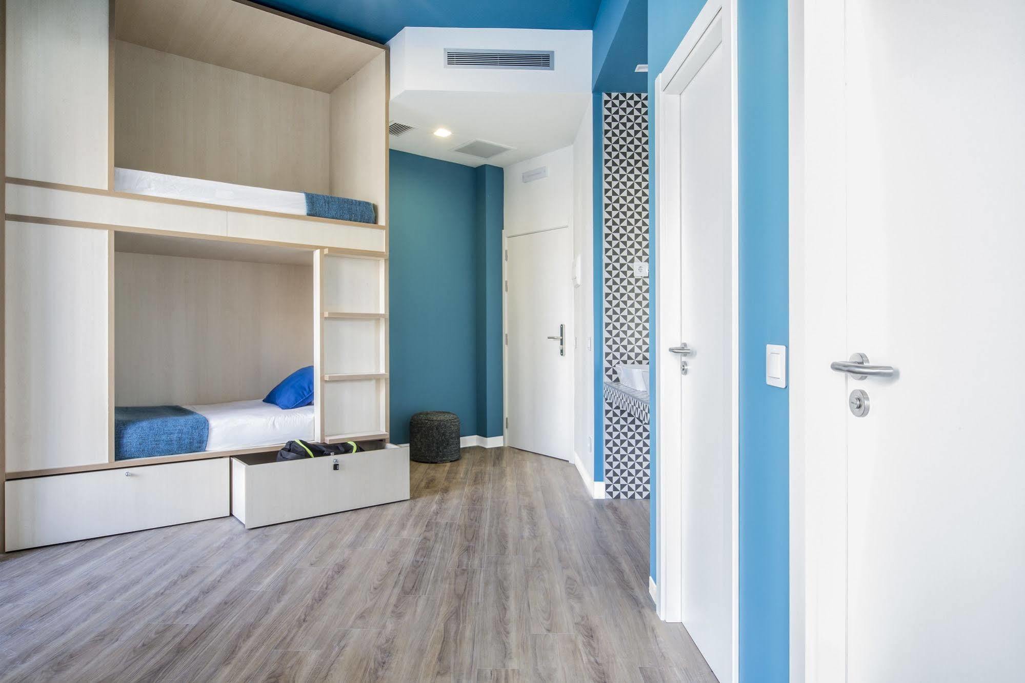 Hostal Mola