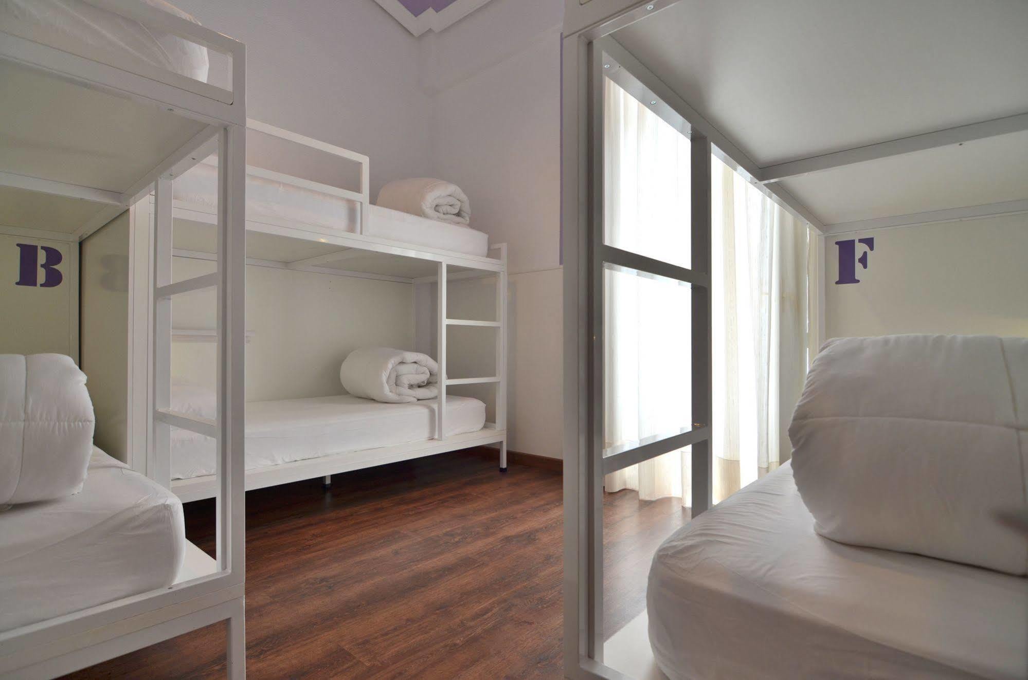 Far Atocha Hostal Madrid