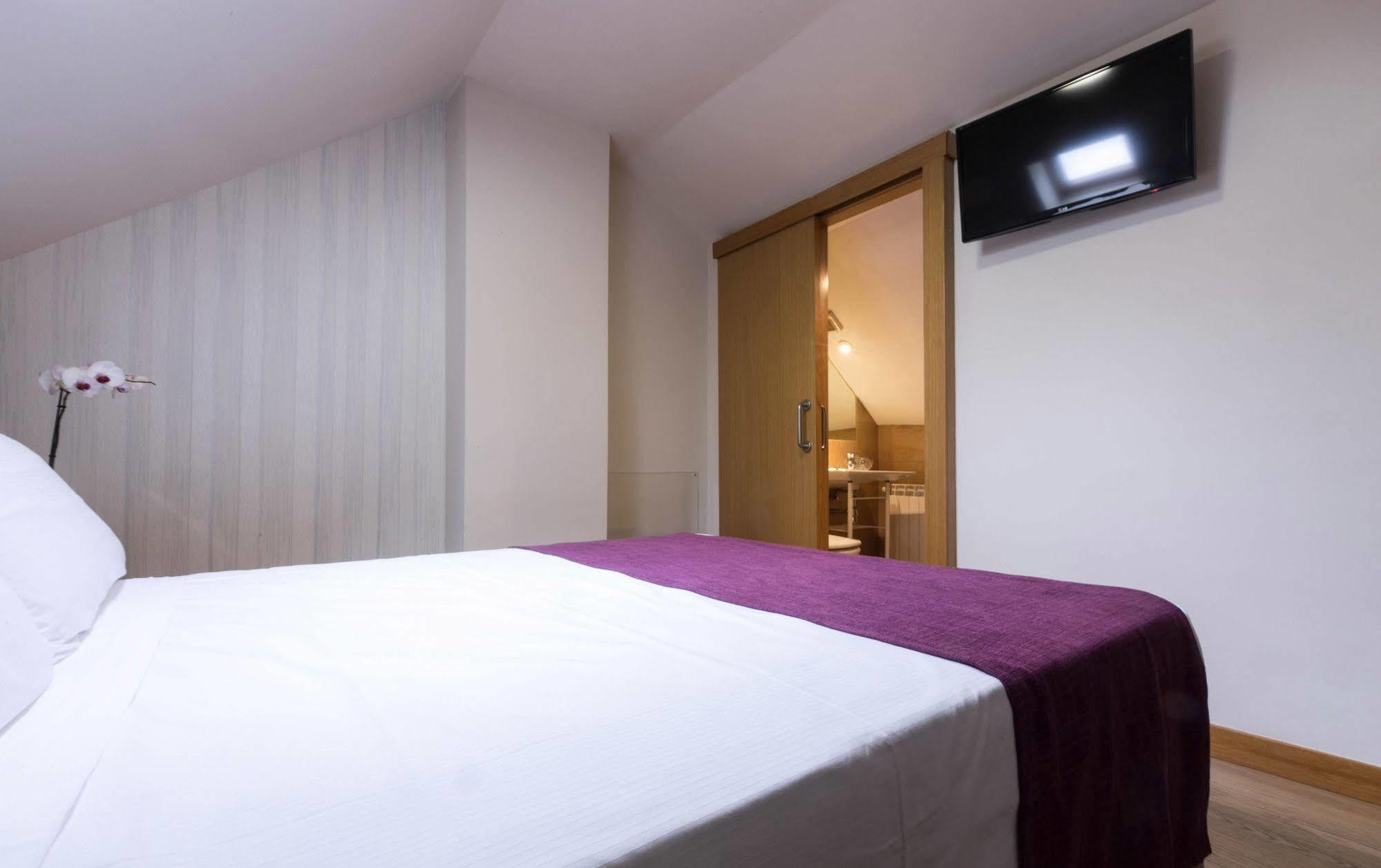 Di' Carlo 3* Madrid