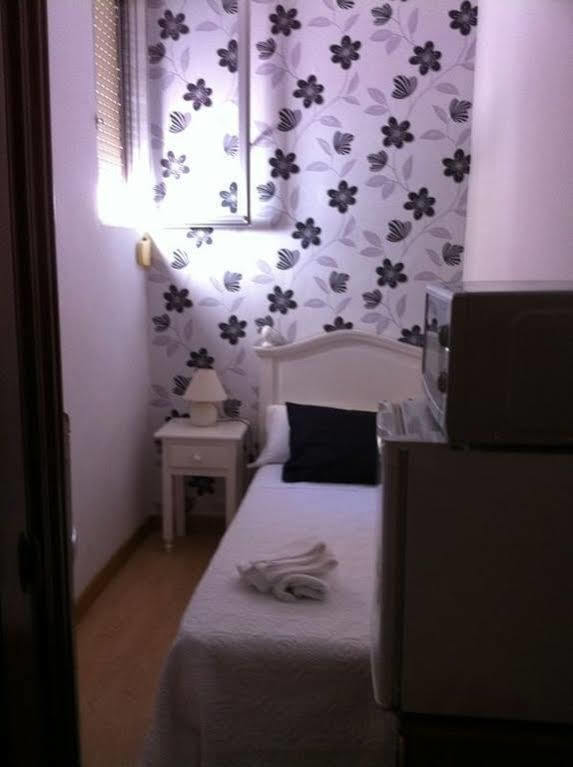 La Estrella Hotel 2*