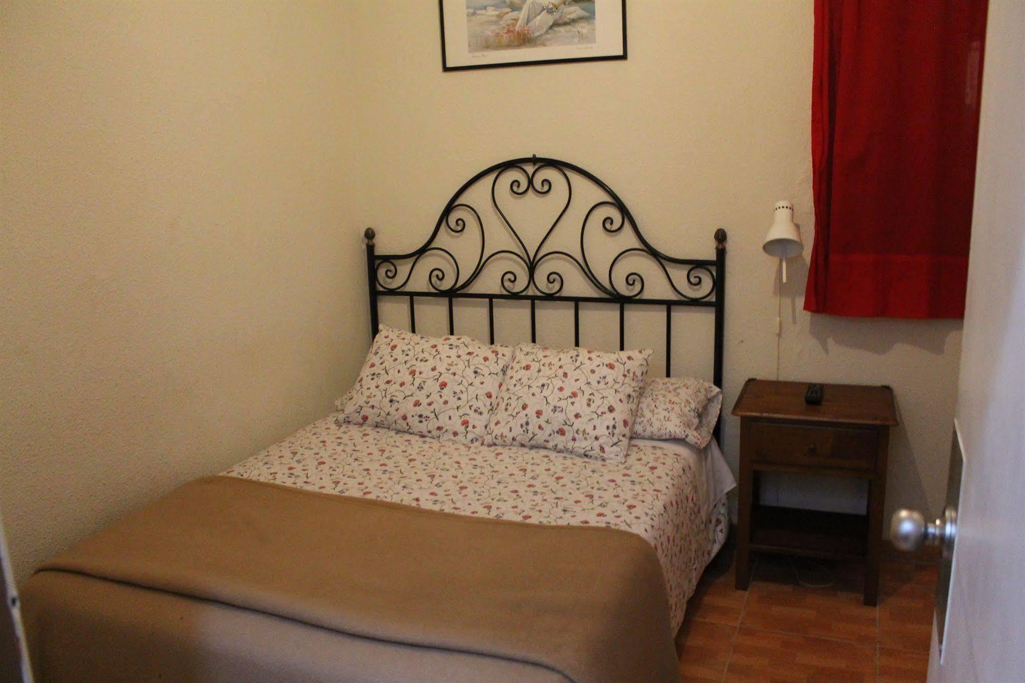 Perales 5*