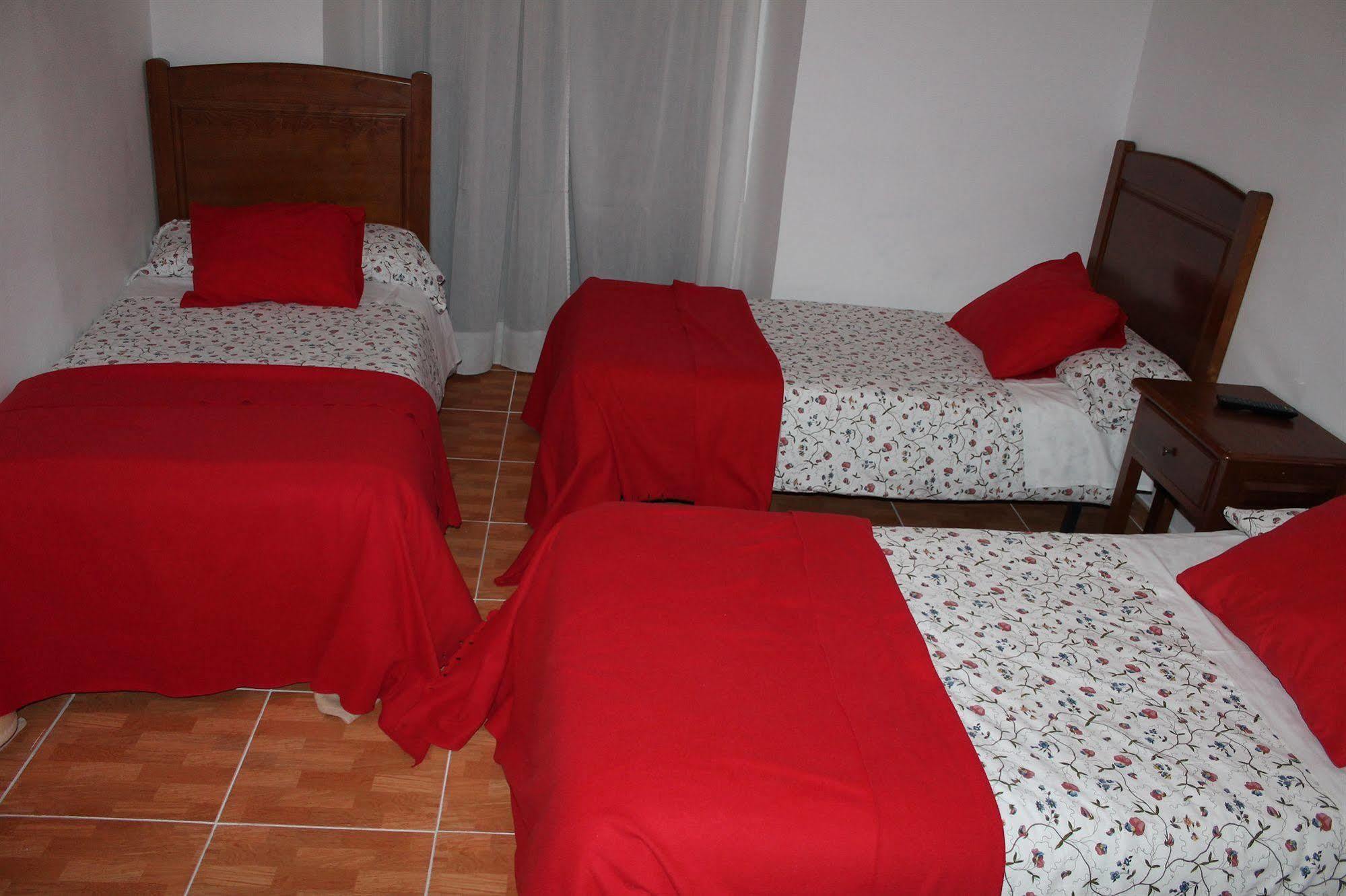 Perales 5*