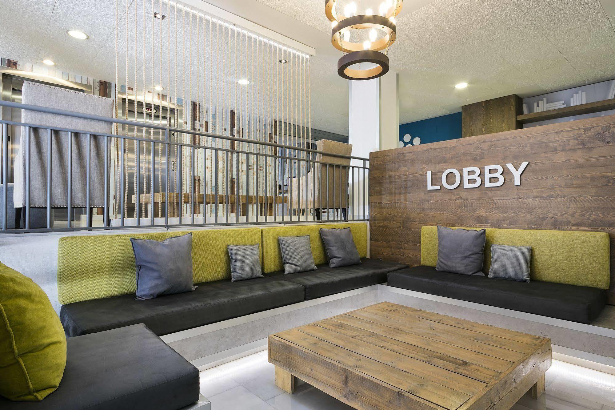 Apartahotel Airport Suites, Affiliated By Meliá Madrid