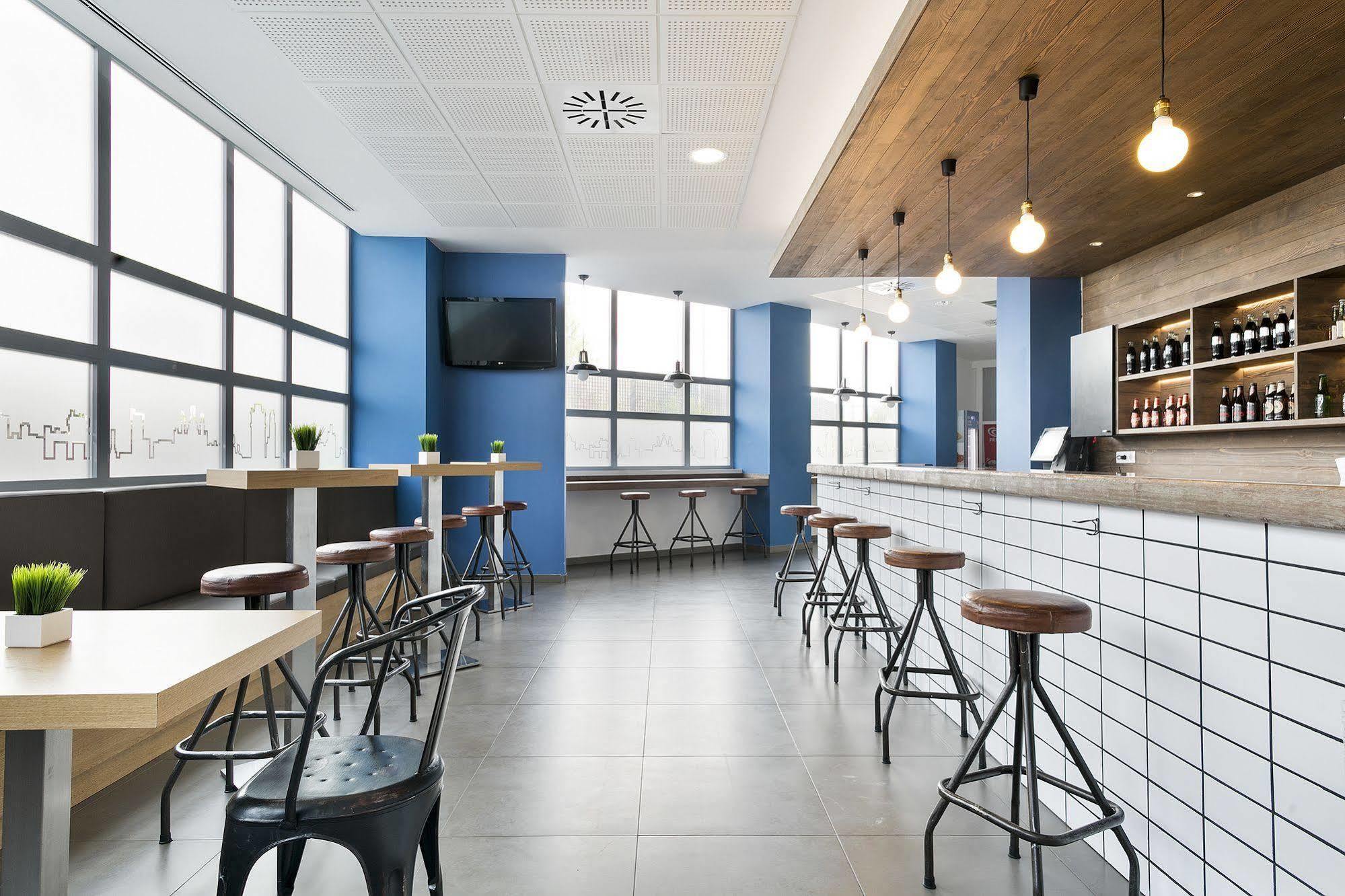 Airport Suites, Affiliated By Meliá Apartahotel 2*