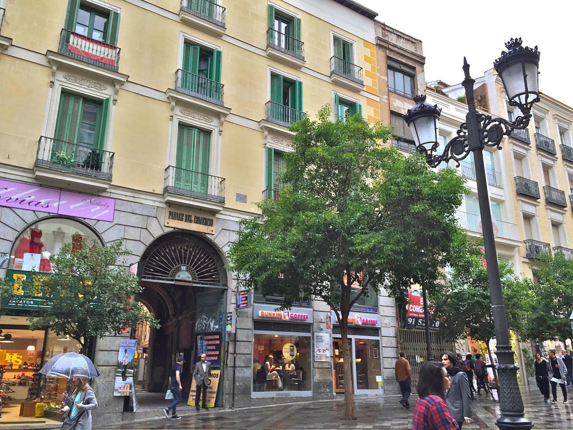 Hotel La Casa Del Madrile\u00f1o *