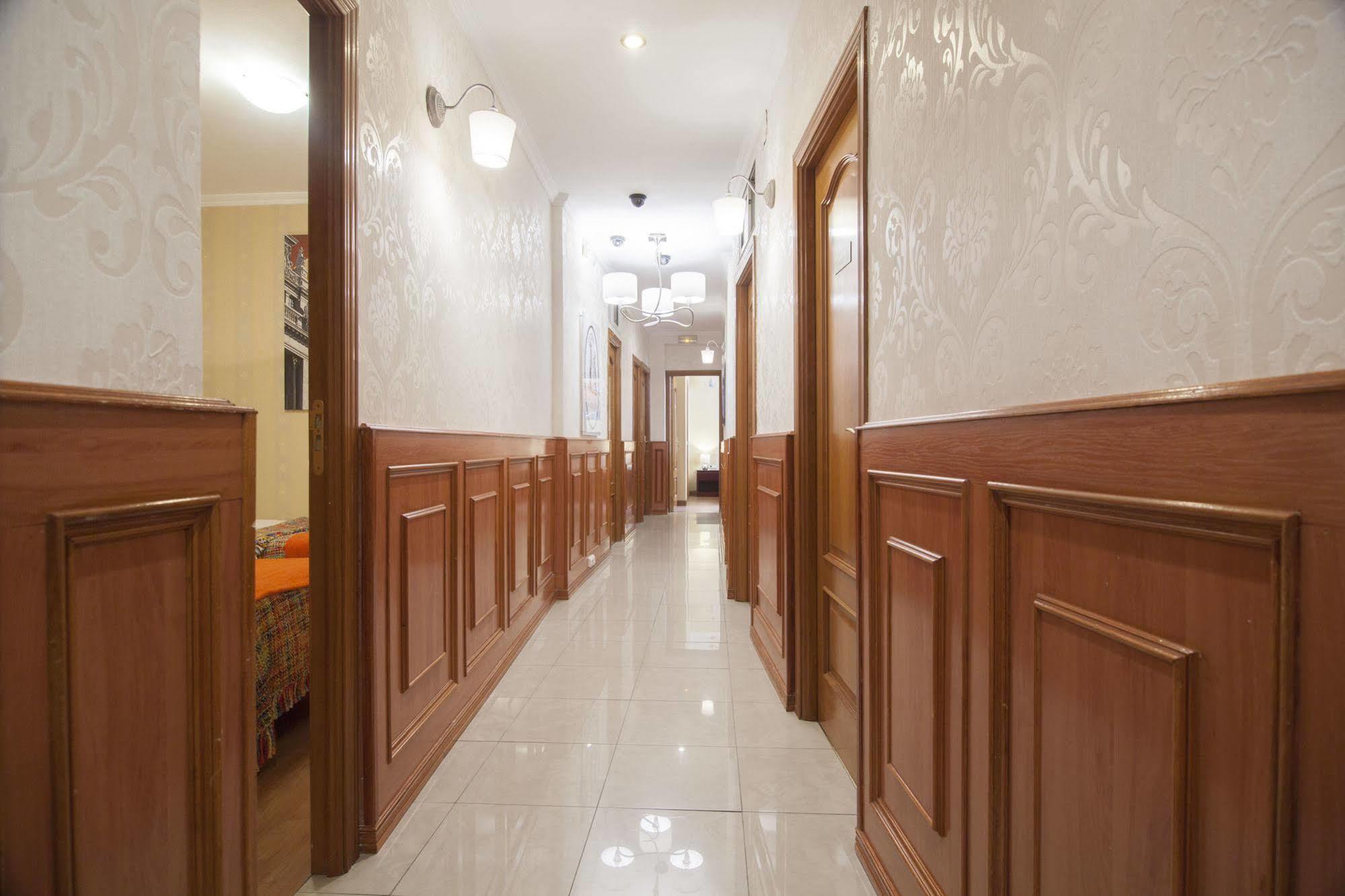 Hotel La Casa Del Madrile\u00f1o Madrid