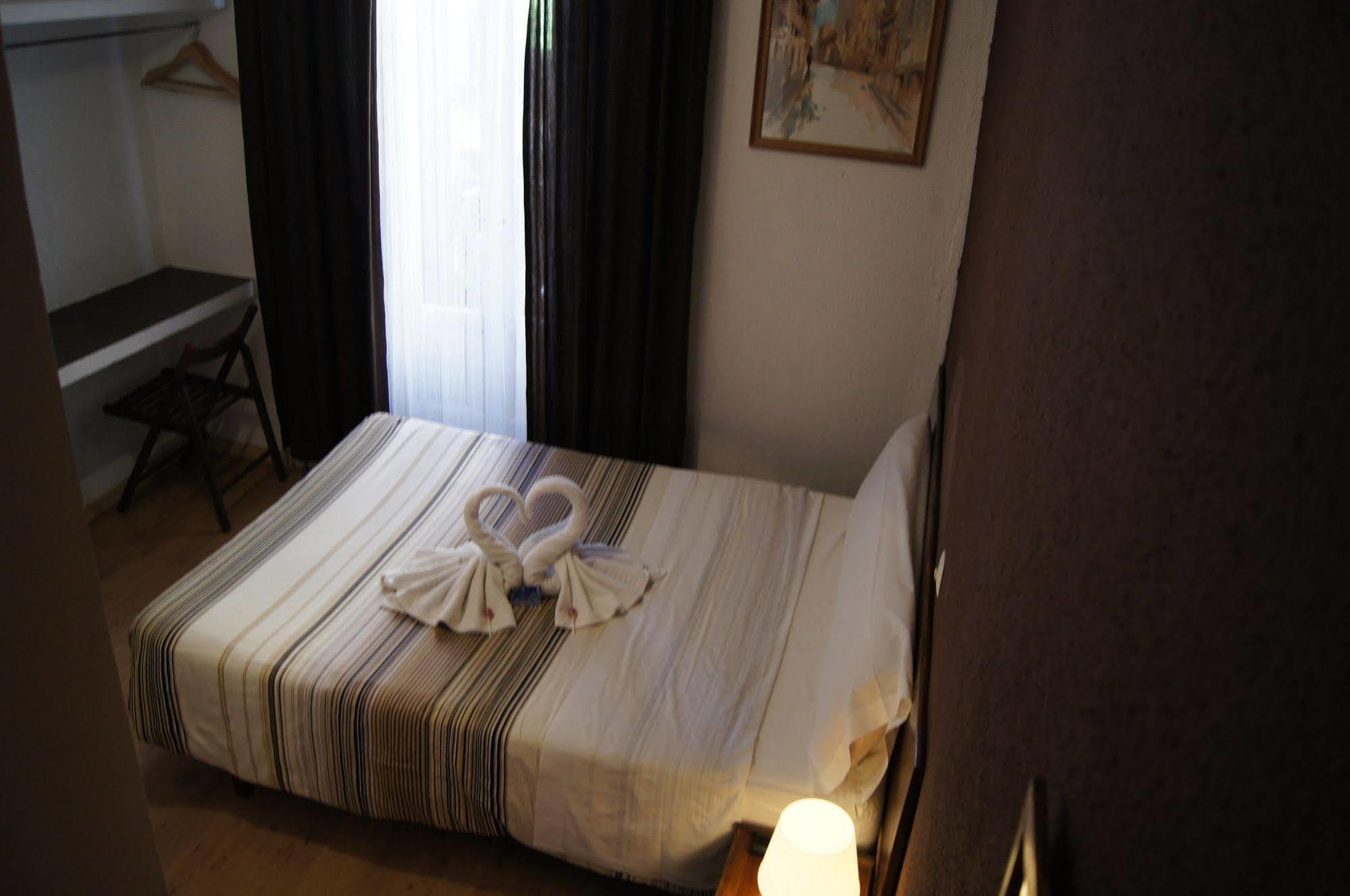 A Nuestra Senora De La Paloma Hostal