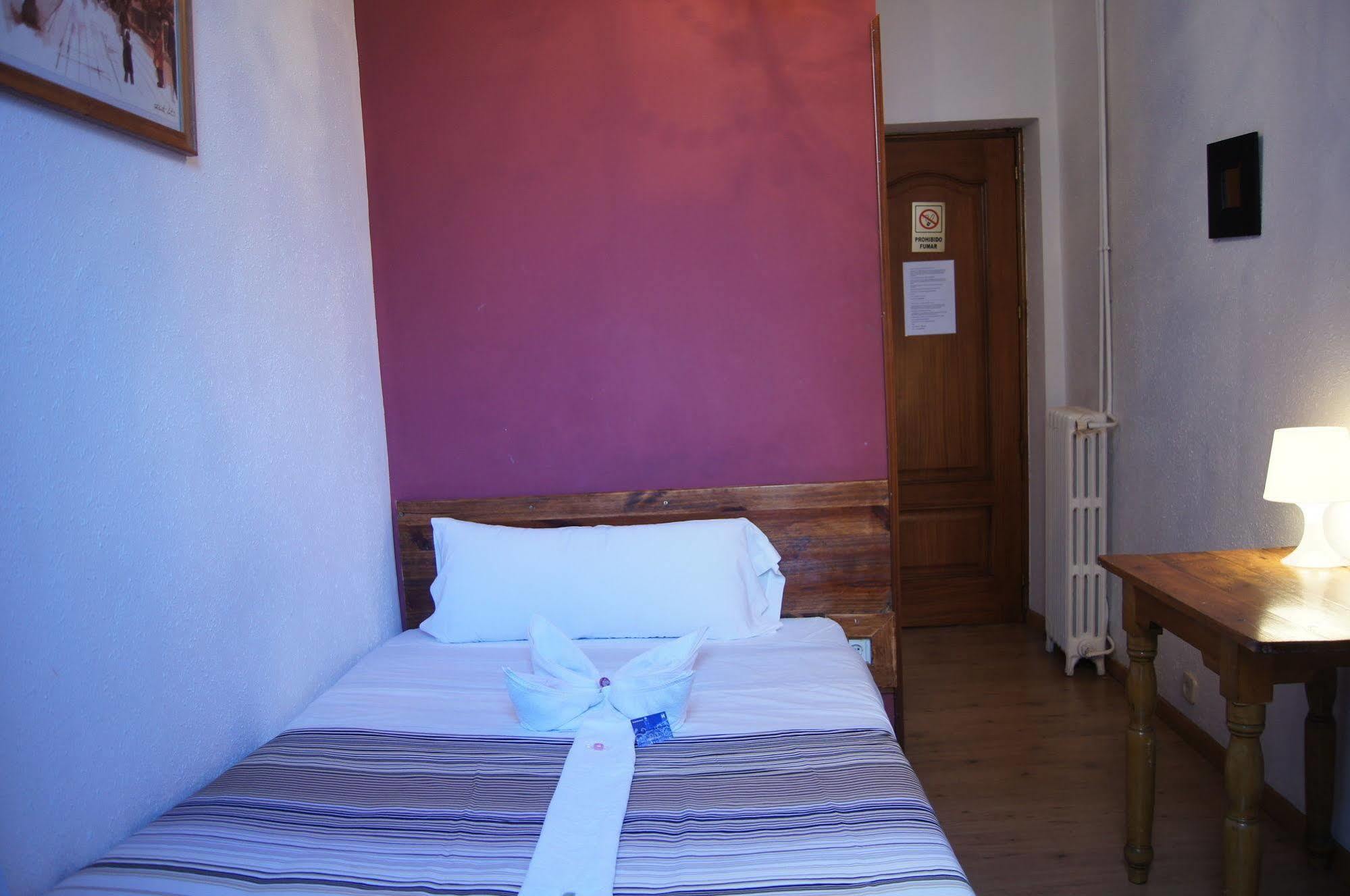 A Nuestra Senora De La Paloma Hostal