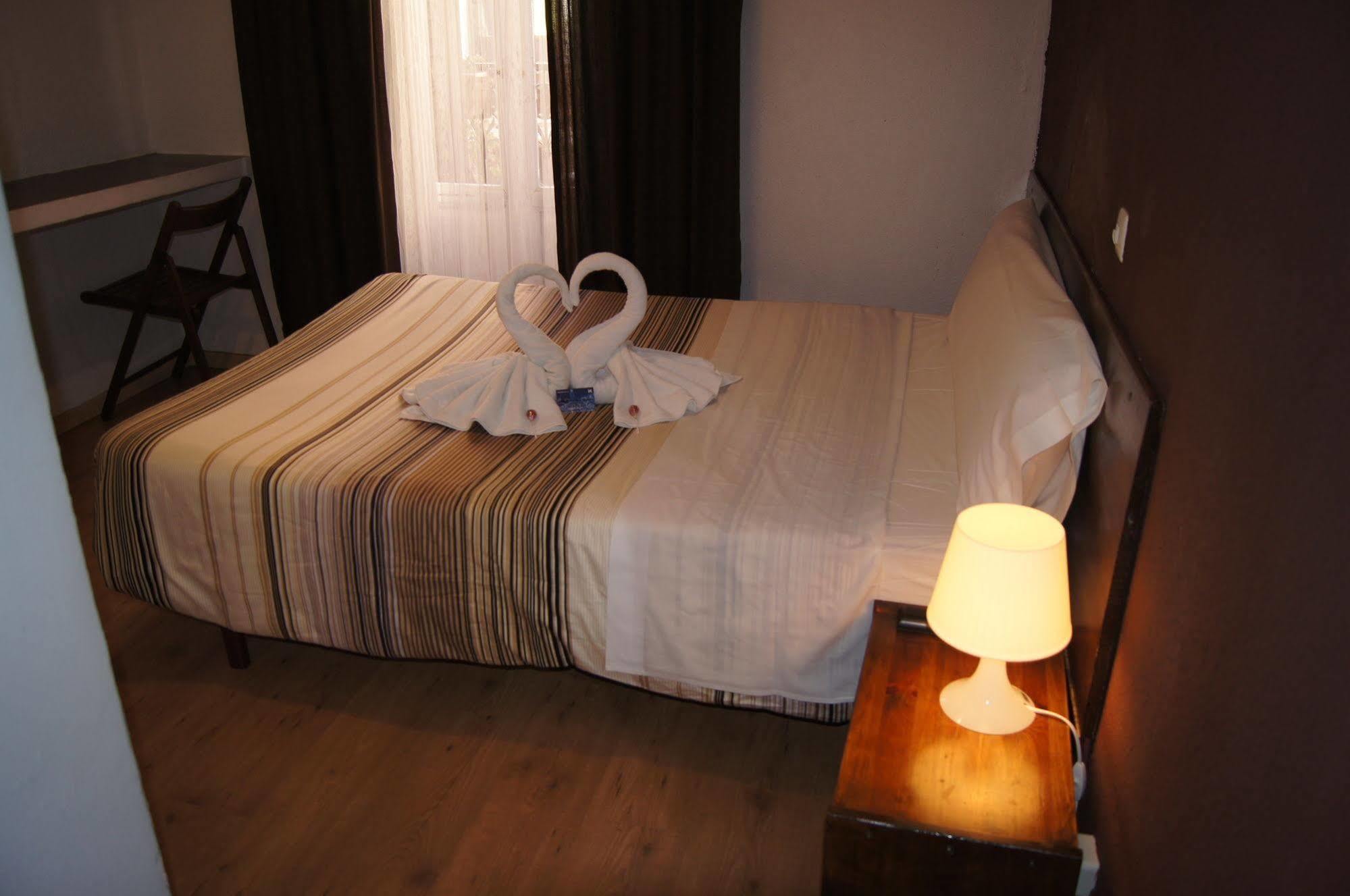 Hostal A Nuestra Senora De La Paloma Madrid
