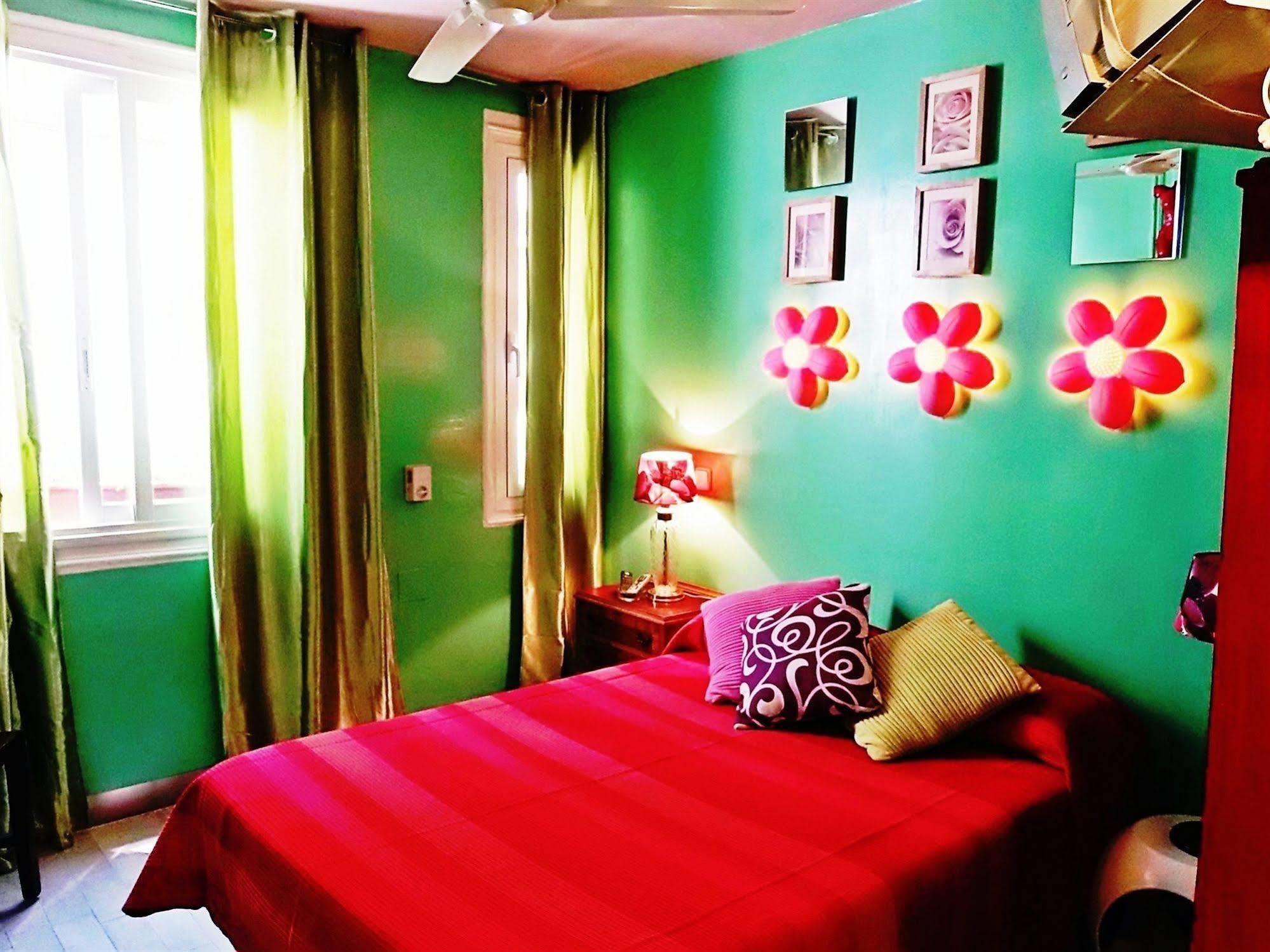 Casa De Huespedes Dolce Pensión 2*