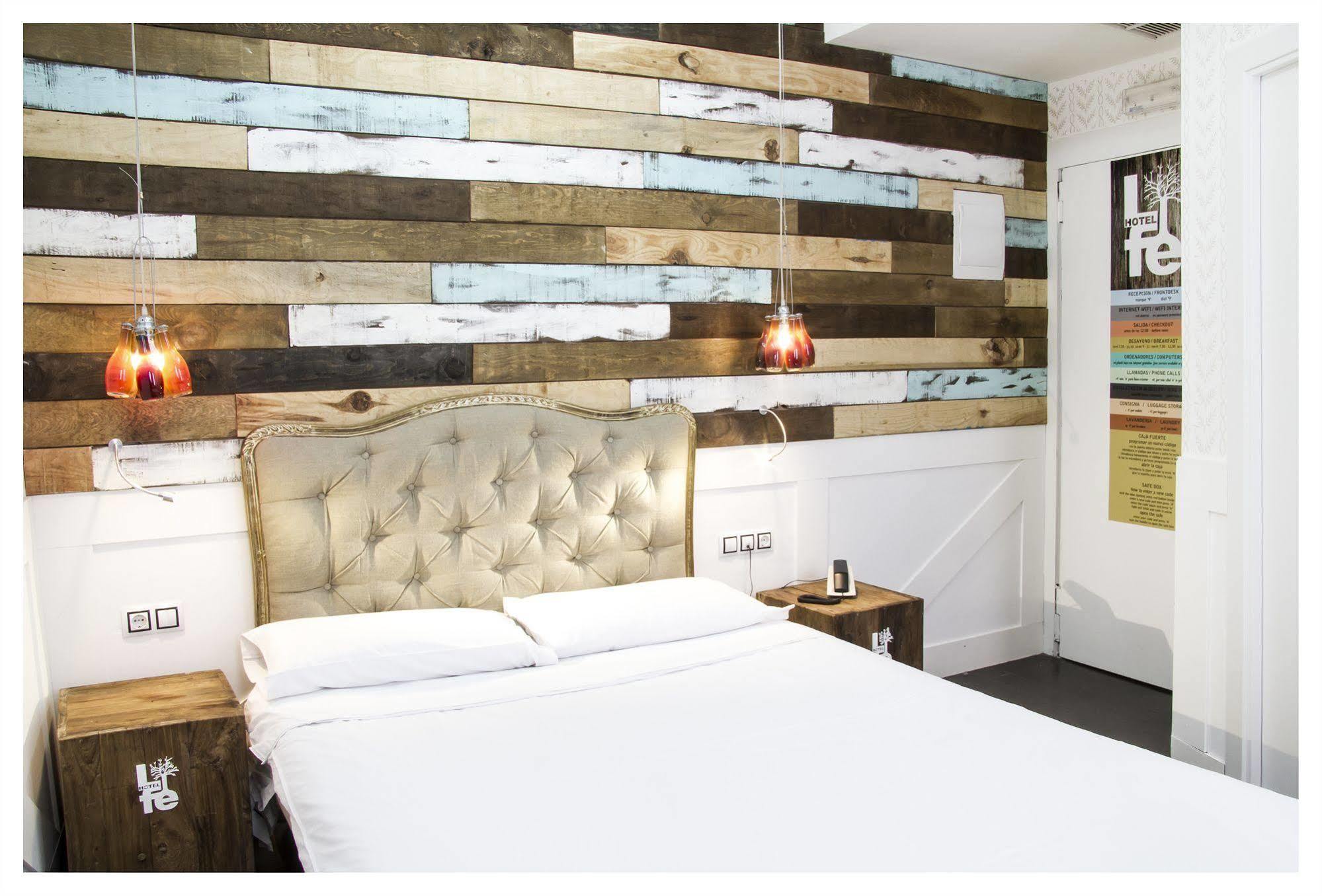 Life Gran Via Design Hotel 3*