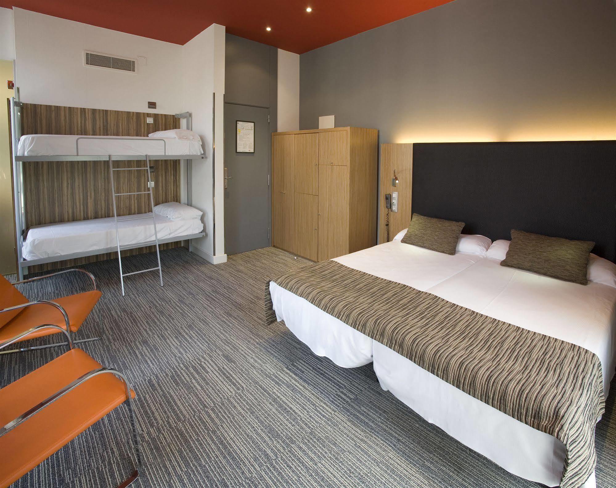 Petit Palace Plaza Del Carmen 4* Madrid