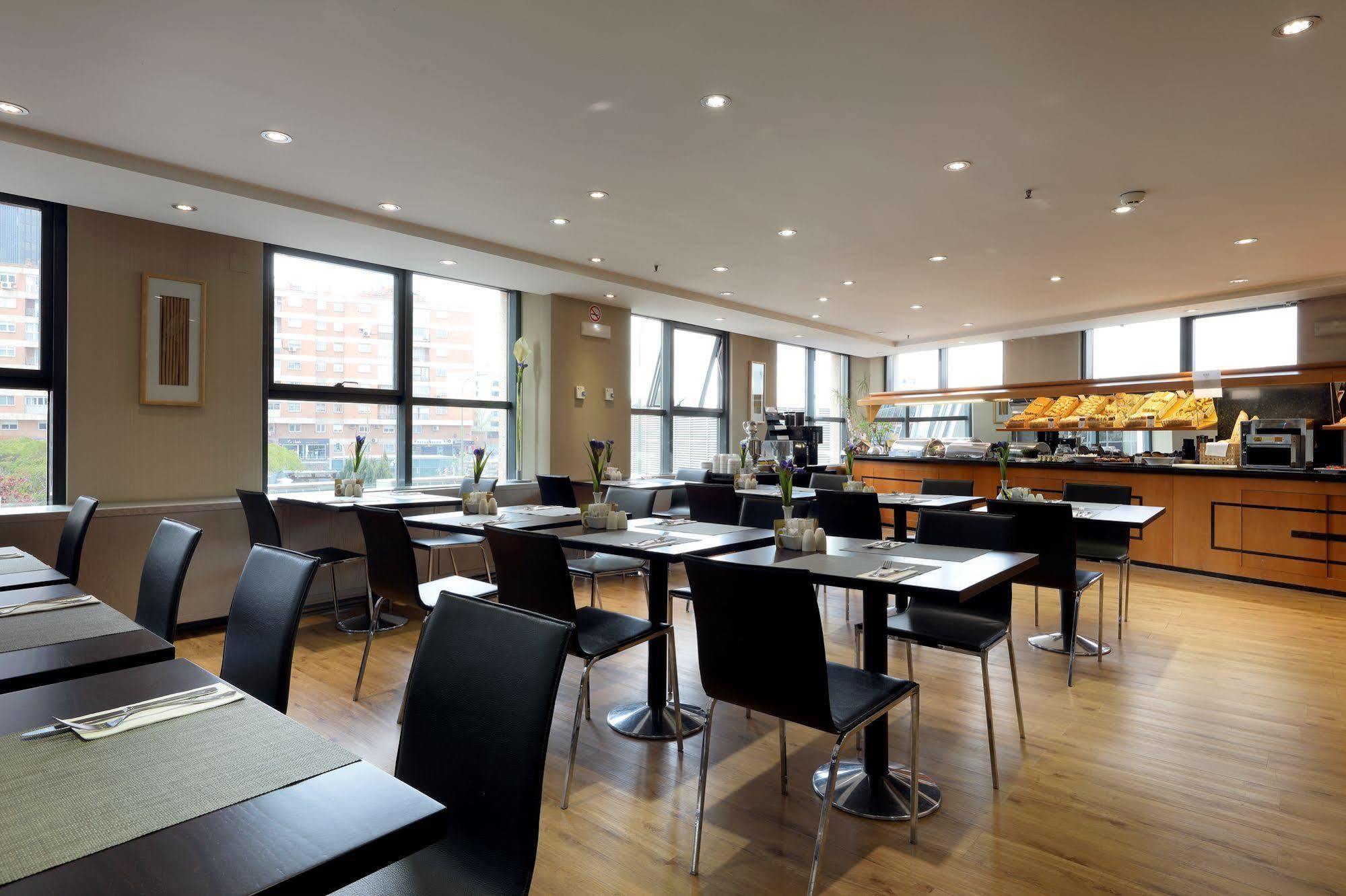 Exe Plaza Hotel 4*