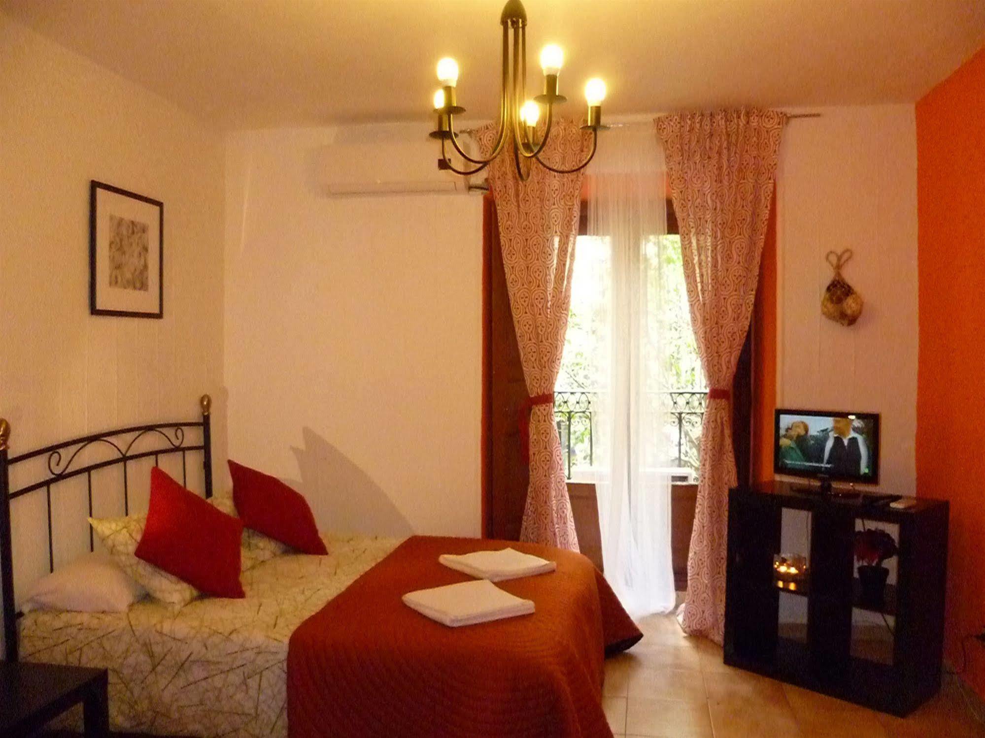 Estudios Village Chueca Madrid