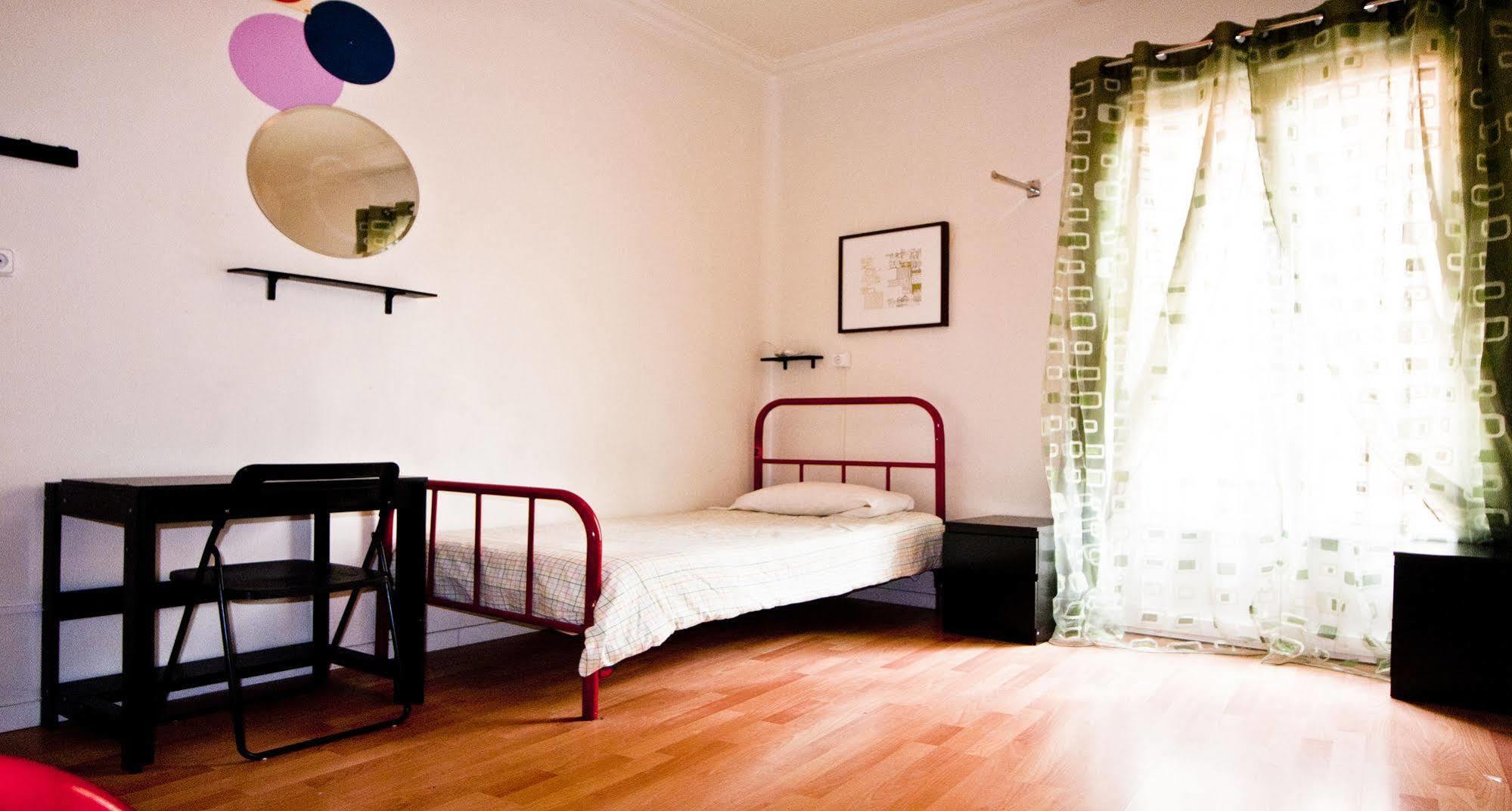 Musas Hostal *