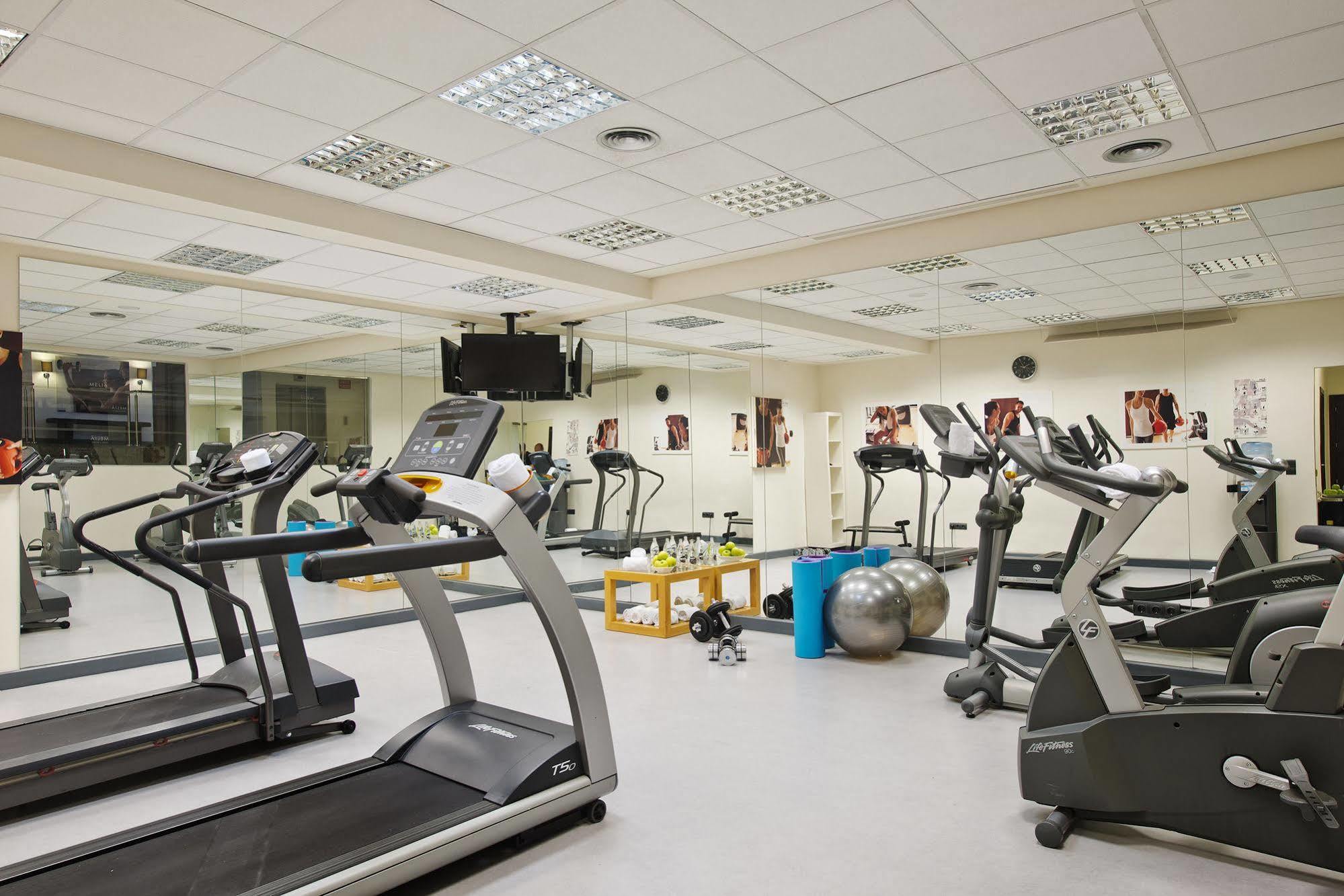 Hotel Melia Barajas 4*