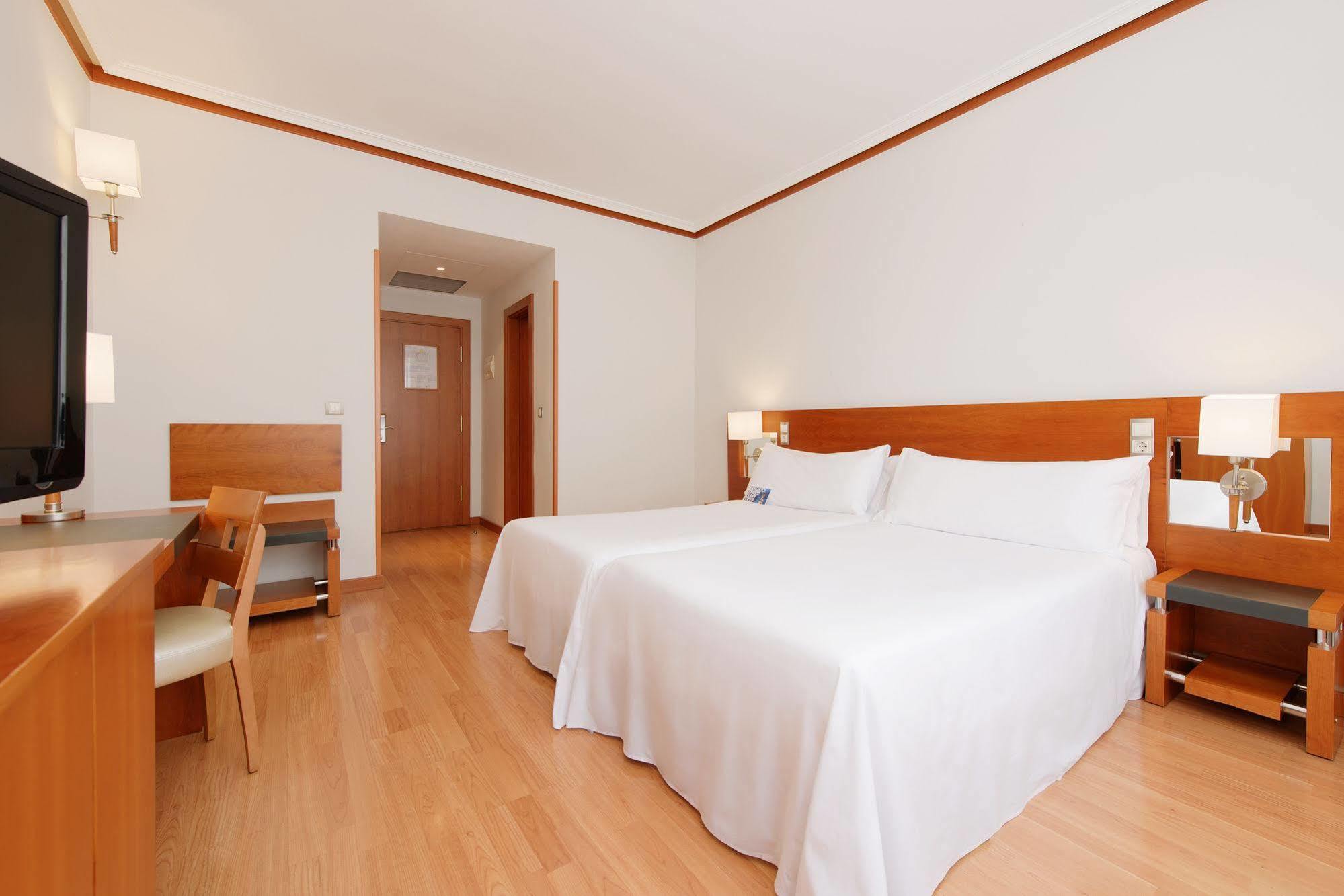 Hotel Plaza De España, Affiliated By Meliá