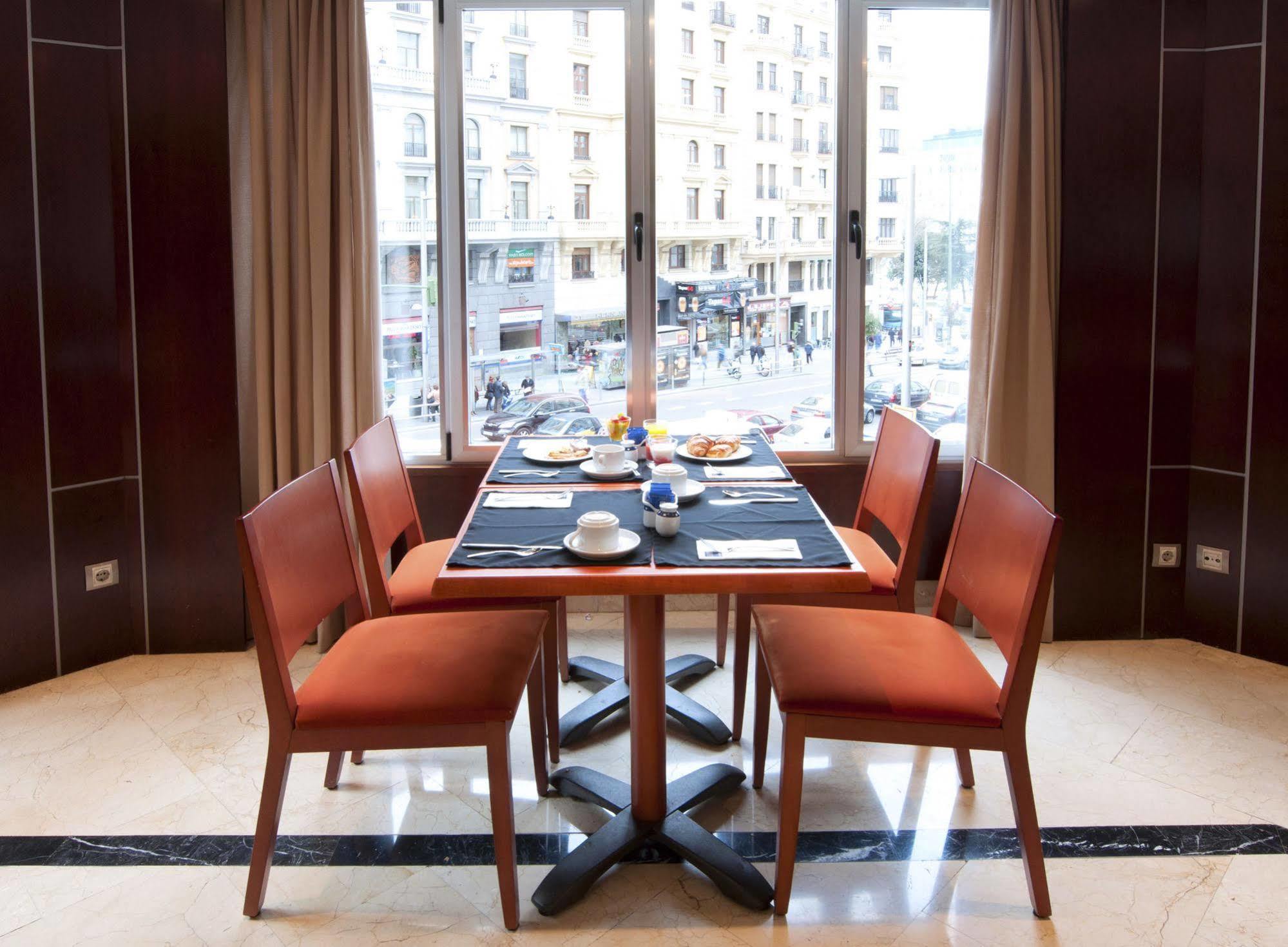 Plaza De España, Affiliated By Meliá Hotel 4*