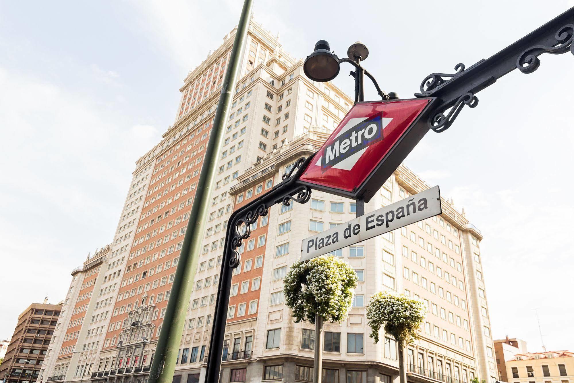 Gran Via 63 Pensión 3*