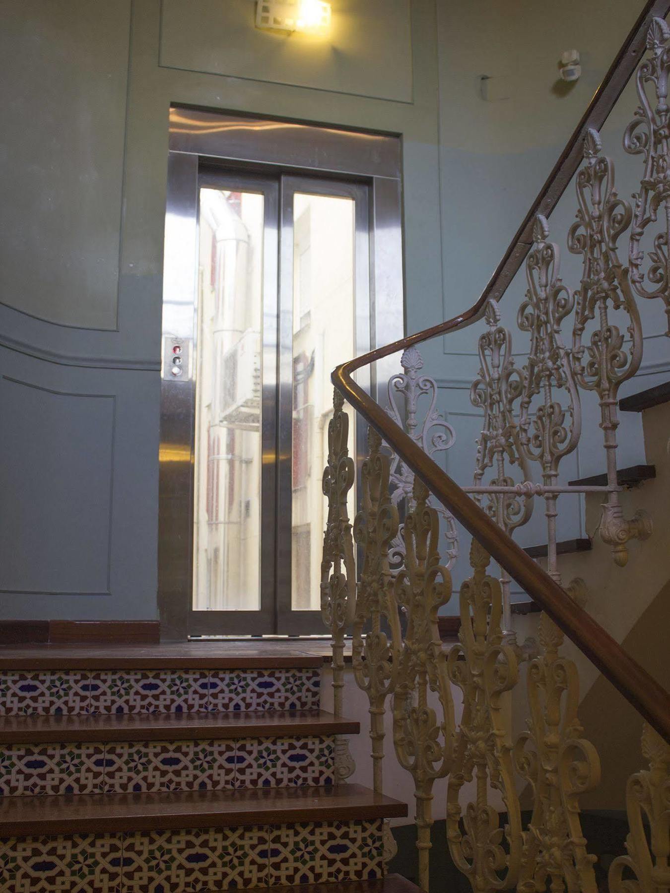 Apartment Santa Ana Madrid