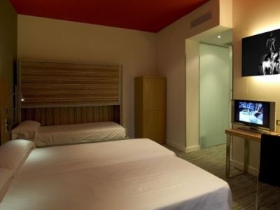 Petit Palace Plaza Del Carmen Hotel