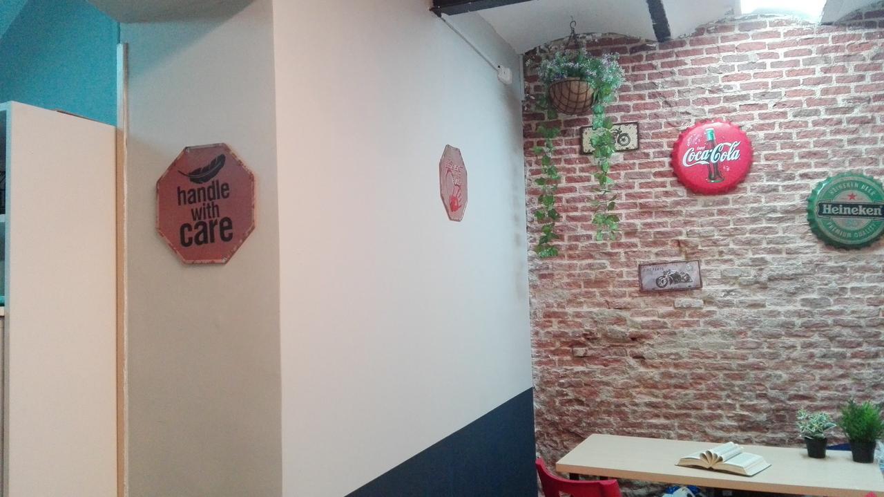 Grupo Rh - Hostel Hostal *