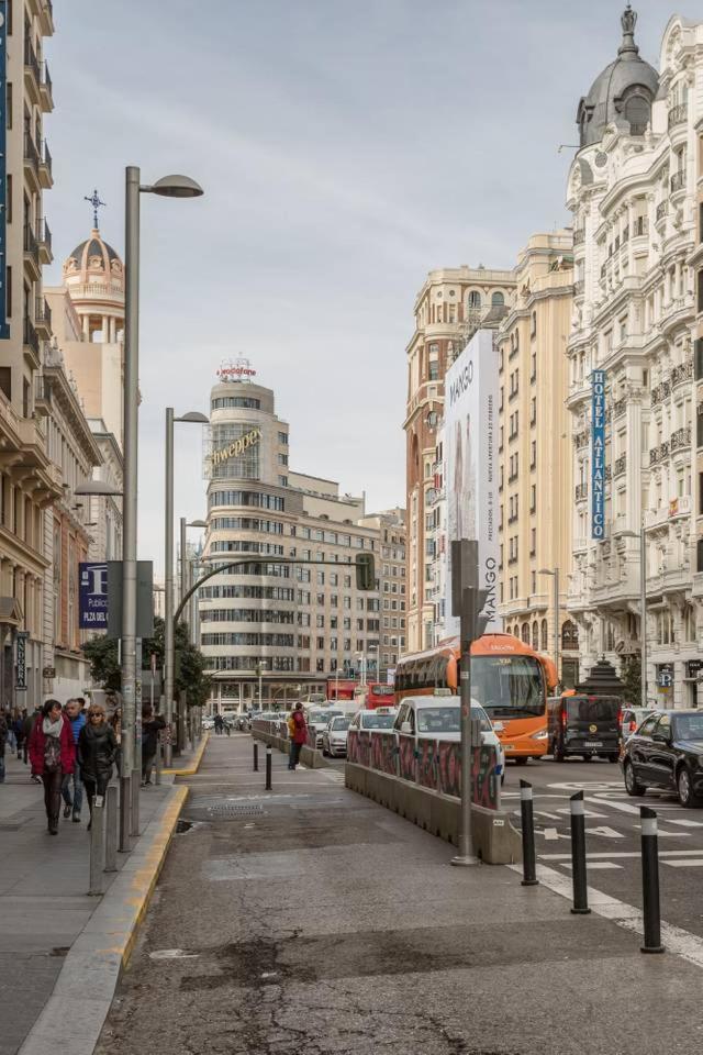 Luxury Golden Next To Gran Via! Madrid