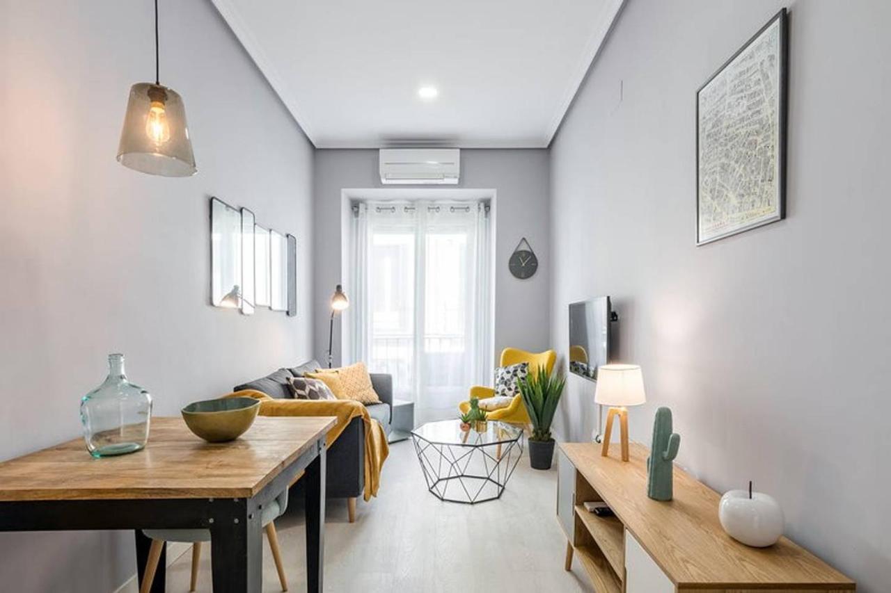 Flaring New Next To Gran Via By Batuecas Apartamento Madrid