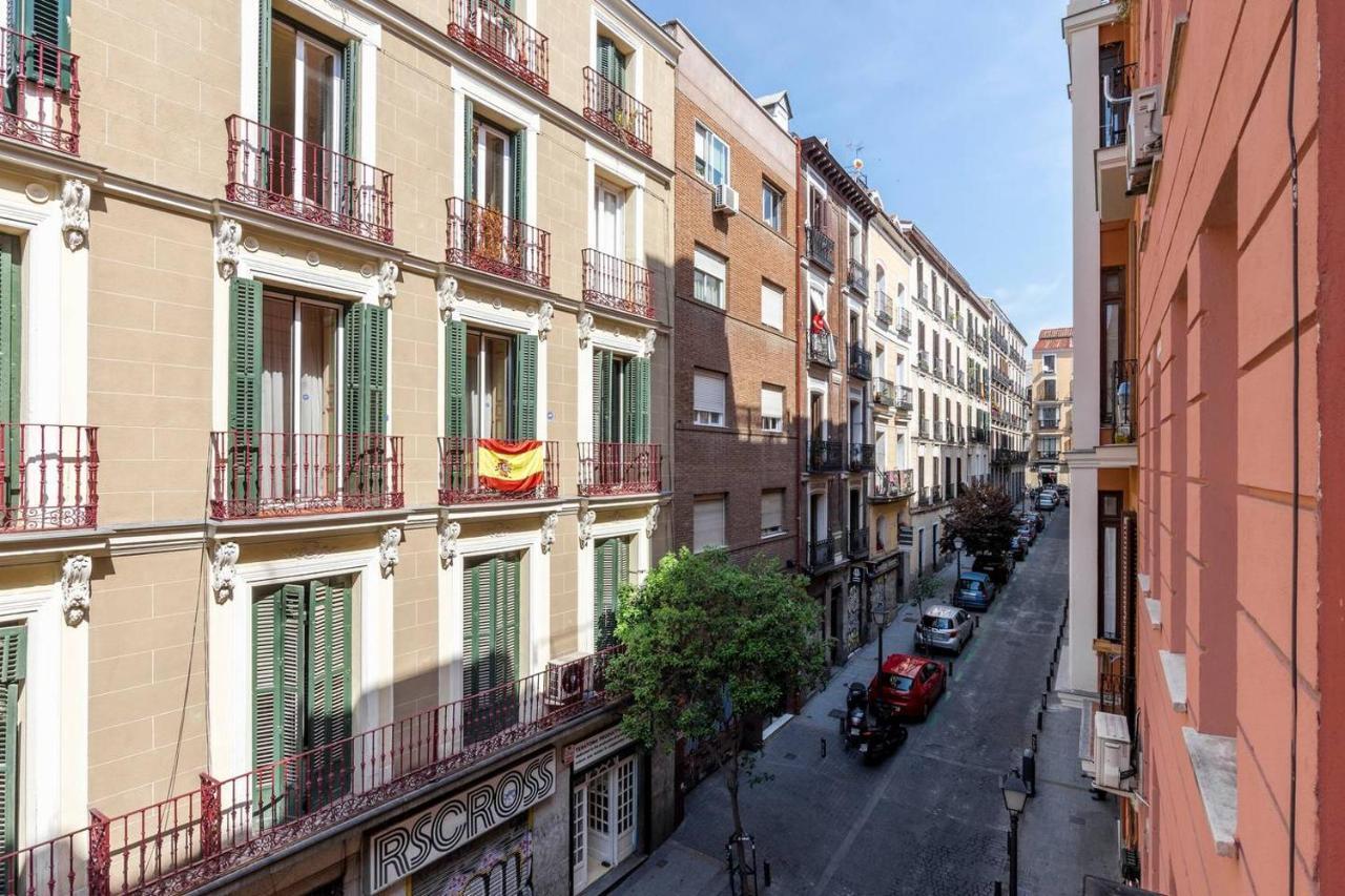 Flaring New Next To Gran Via By Batuecas * Madrid