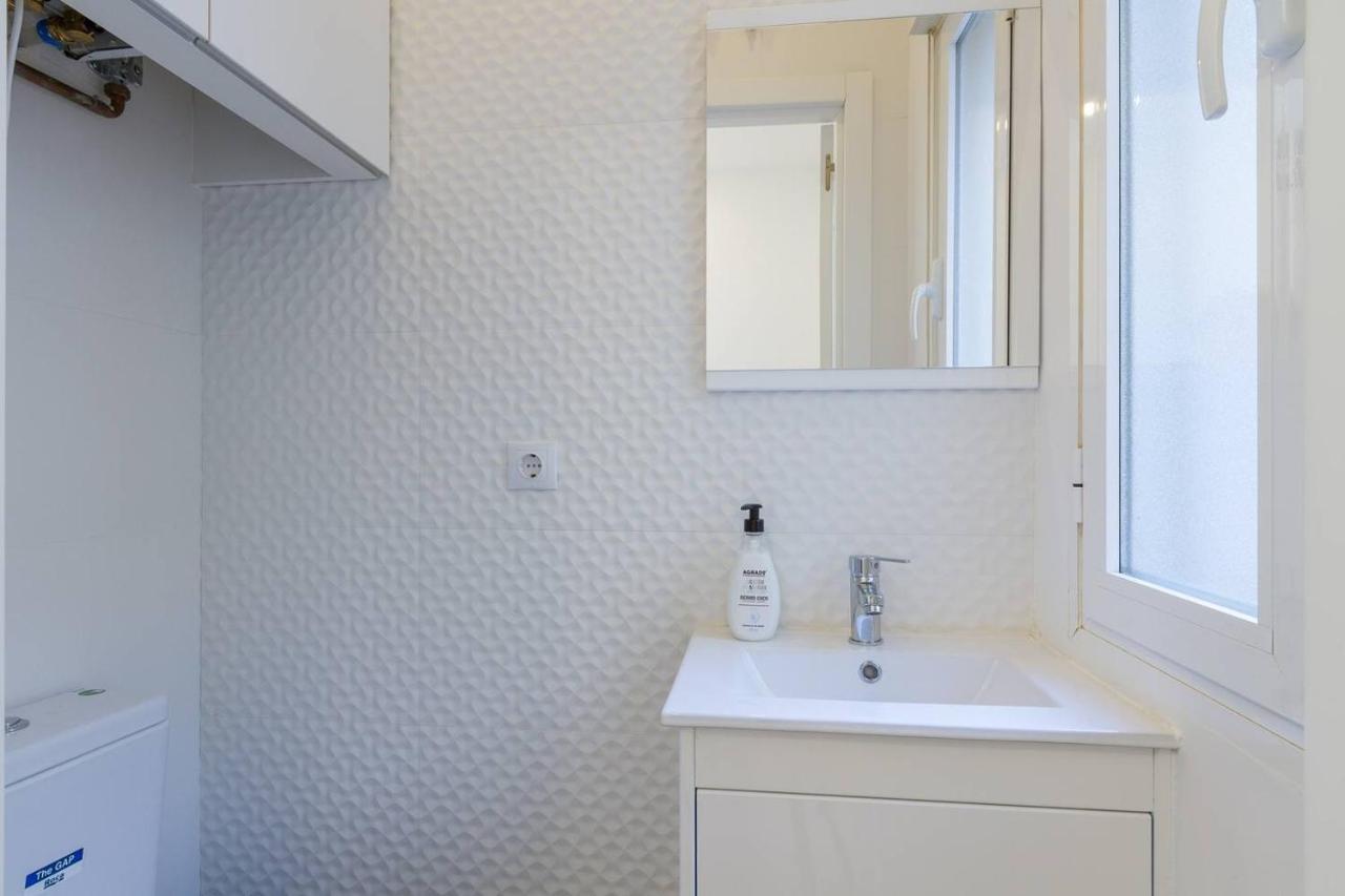 Apartamento Marvelous Of 3 Bedrooms Near La Latina By Batuecas Madrid