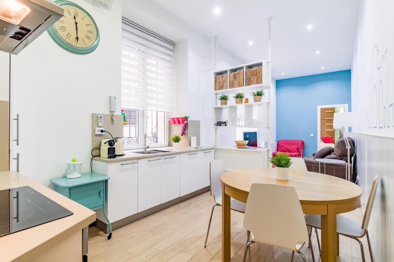 Plaza Del Callao Ii Apartment *