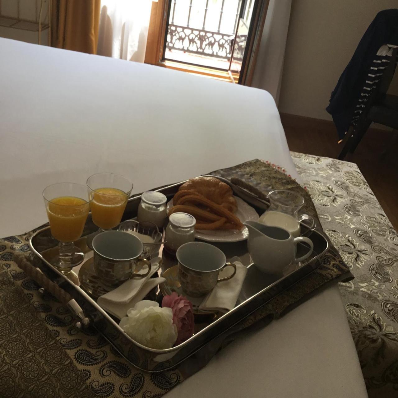 Amigos Hostal *