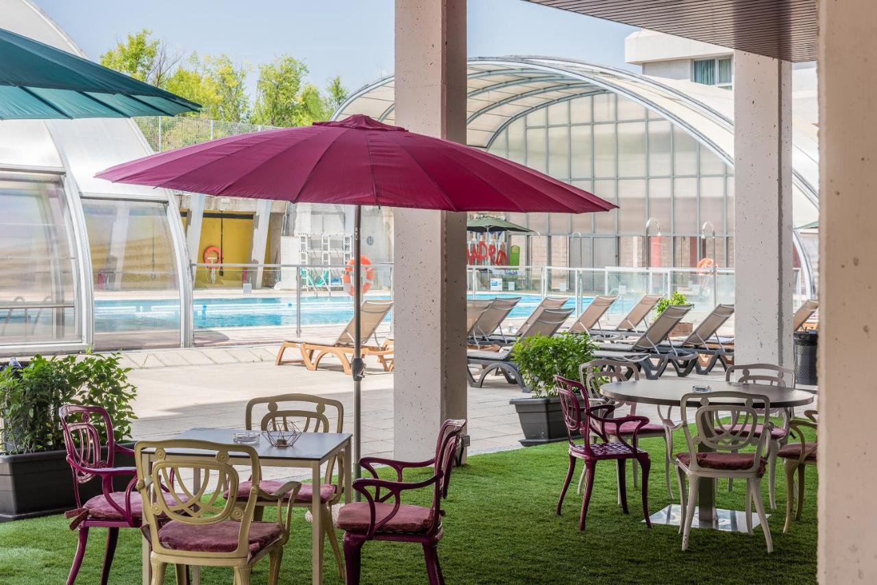 Apartahotel Airport Suites, Affiliated By Meliá 2*