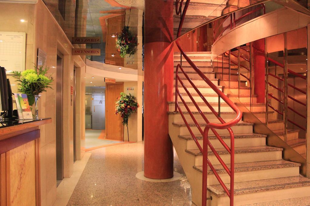 Apartahotel Aparto-hotel Rosales 3*
