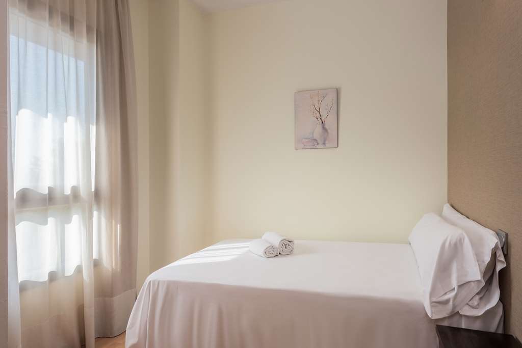Airport Suites, Affiliated By Meliá 2*