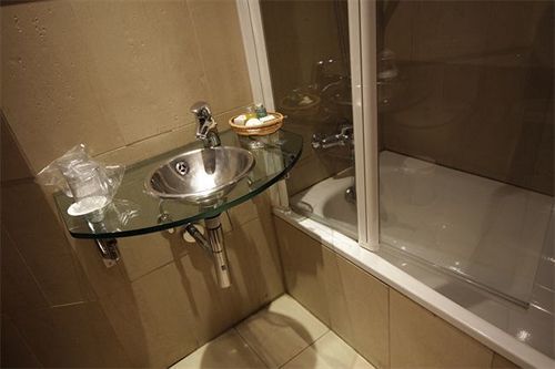 Hotel Ateneo Puerta Del Sol 3*