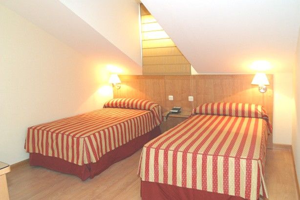 Ateneo Puerta Del Sol Hotel 3*