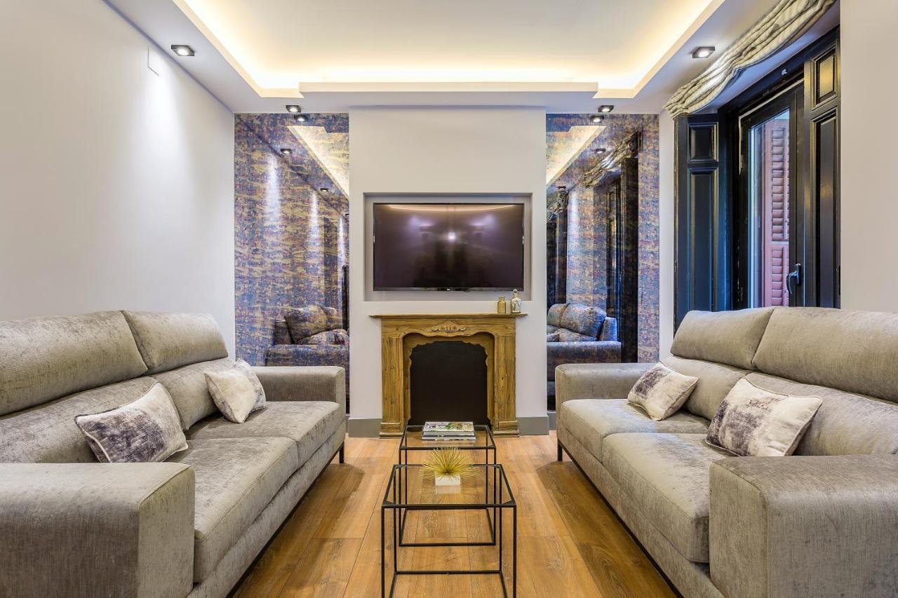 Jorge Juan Luxury, By Presidence *