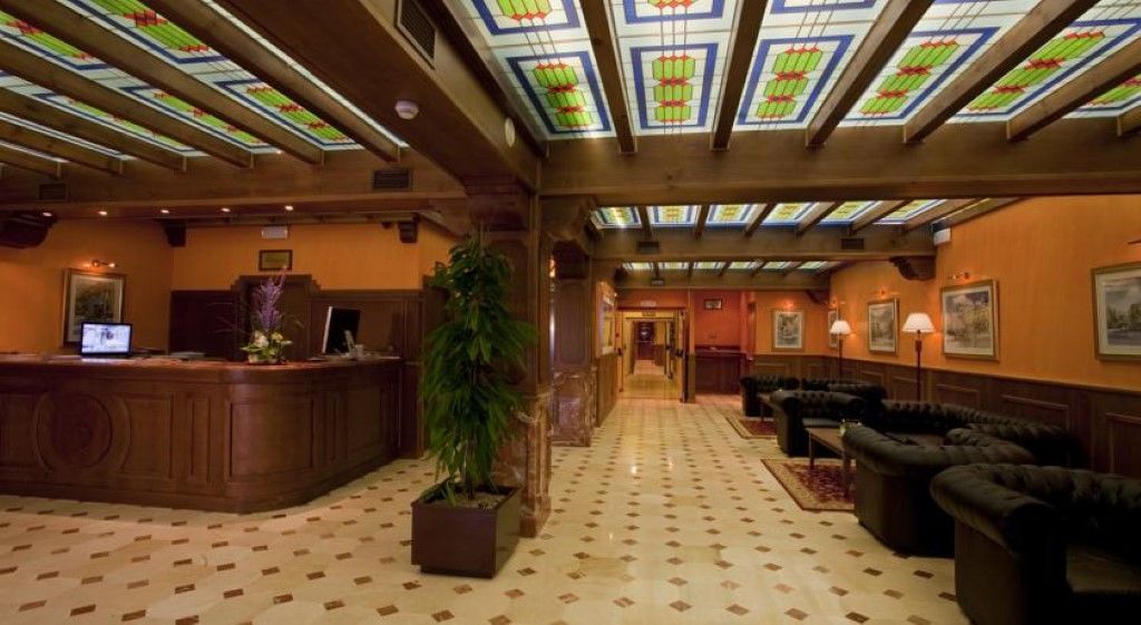 Agora Juan De Austria Hotel