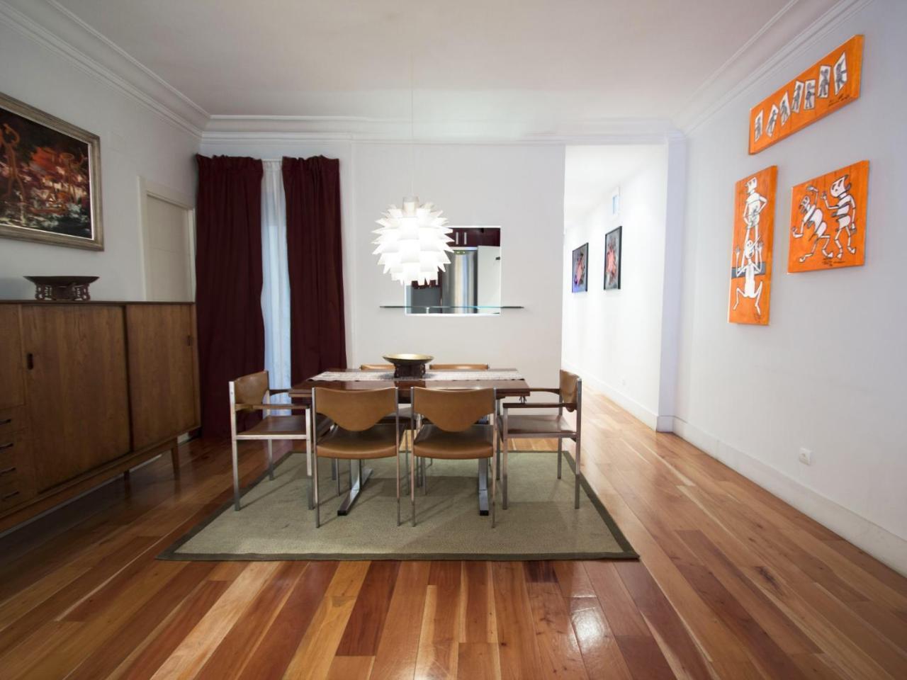 Apartamento General Pardiñas, 82 *