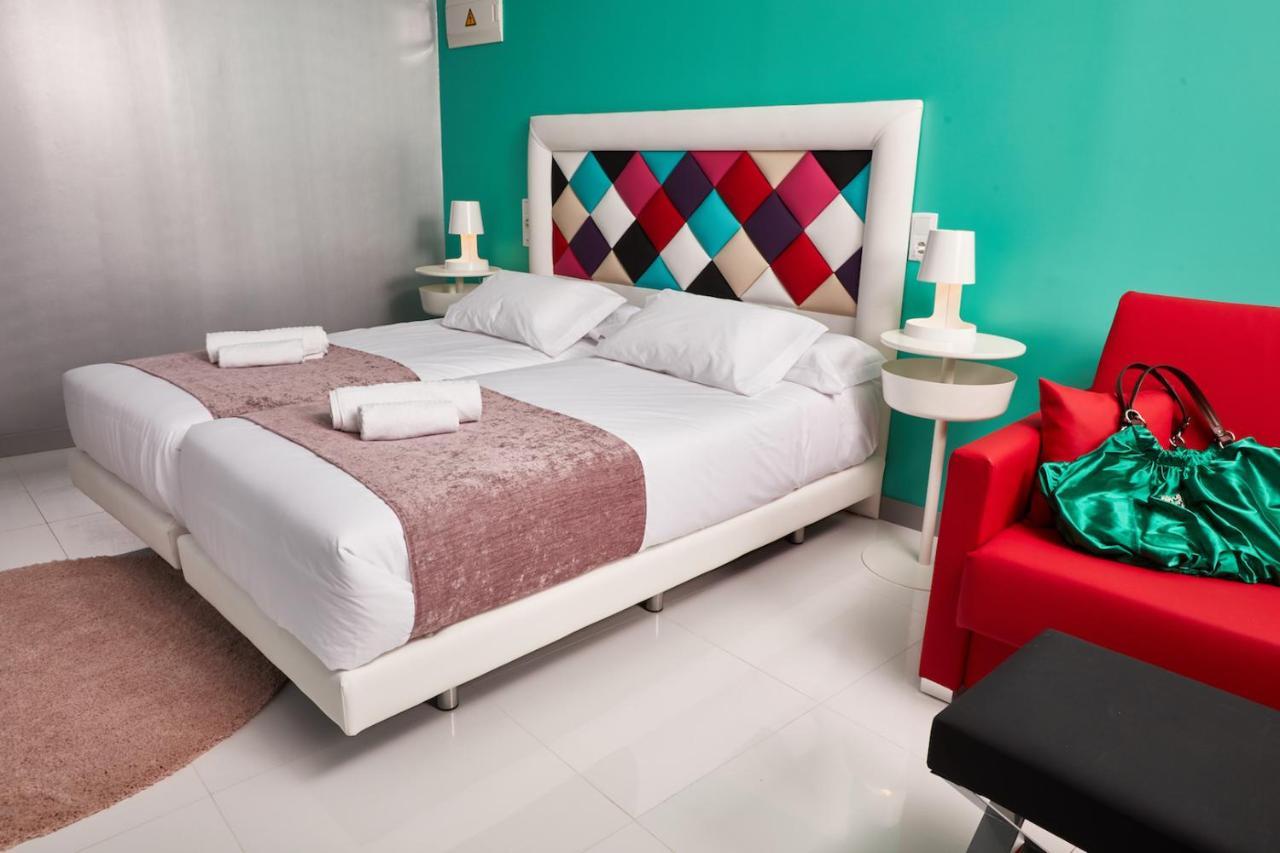 Freedom Hotel 2*