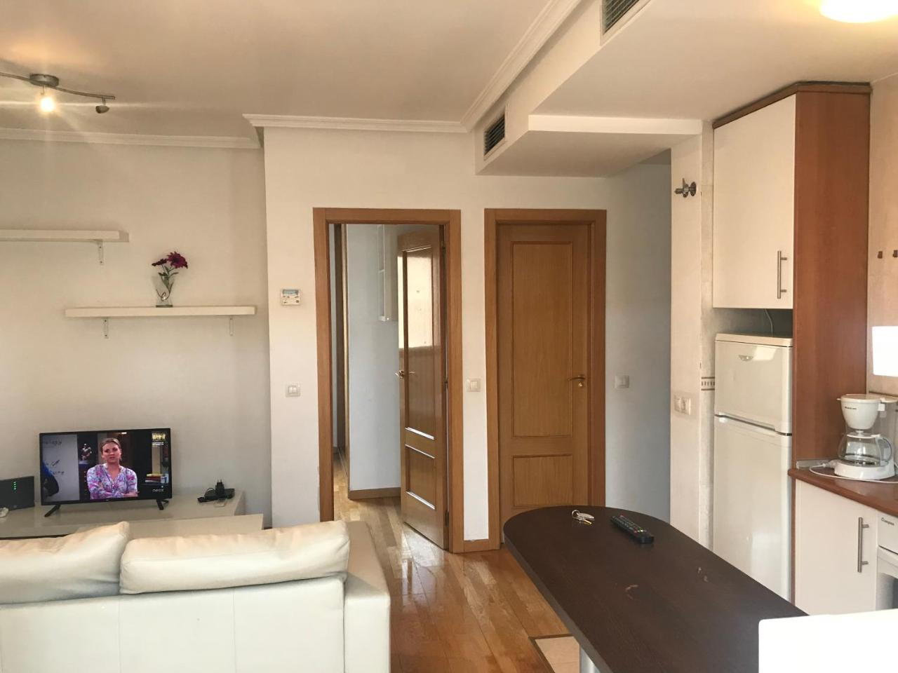 25 Calle De Bustillo Del Oro Apartamento *