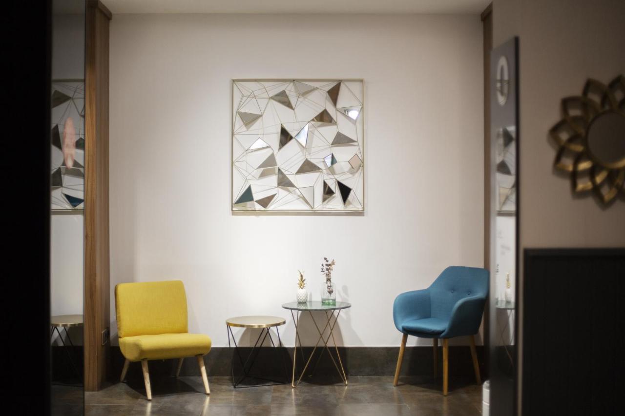 Petit Palace Tres Cruces 3* Madrid