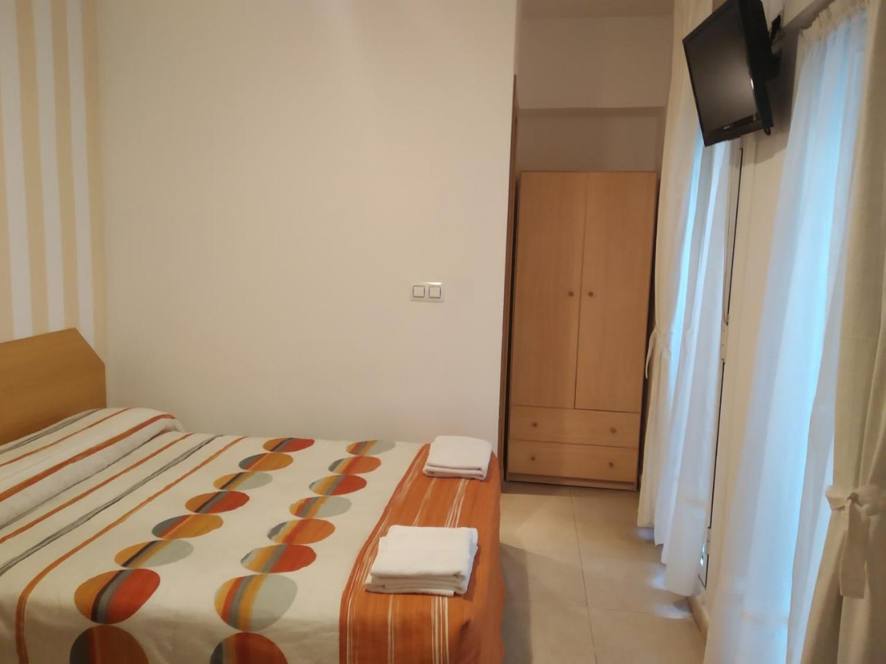 Dominguez Hotel